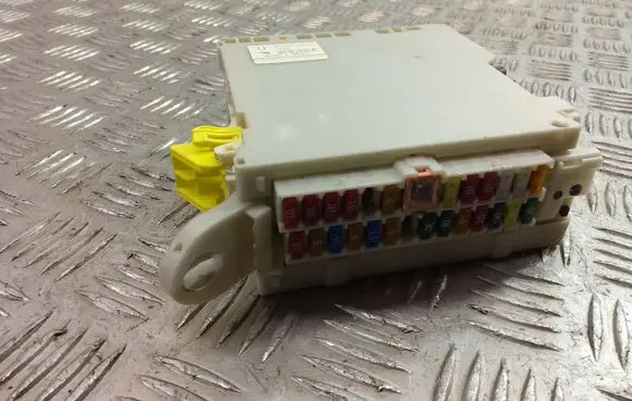 Lexus LS 460 - 600H Fuse box set 82730-50542