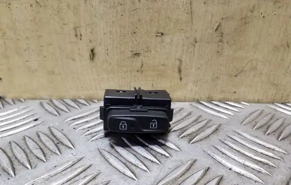 Volvo S60 Central locking switch button 31318990