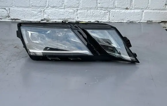 Skoda Octavia Mk3 (5E) Headlight/headlamp 7P5941591AD 5E1941016D