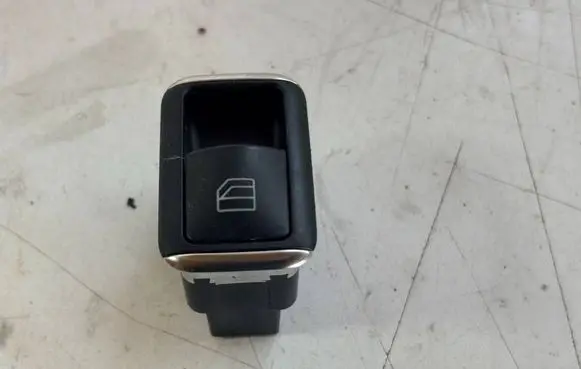 Mercedes-Benz C W204 Electric window control switch A2049058202 10075077 10023290