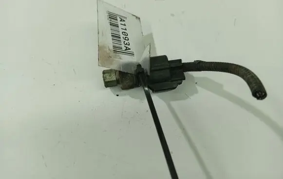 Volvo V50 Air conditioning (A/C) pressure sensor 