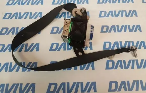 Mazda 6 Front seatbelt 1062542-AA 02GS1DR 0437002