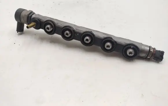 Nissan Qashqai Fuel main line pipe 8200842432 0445214155 H8200610223