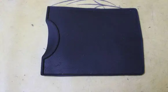 Peugeot 5008 II Glove box pad 9814774380