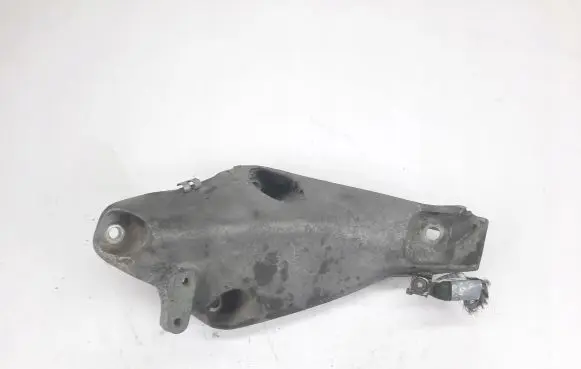 BMW X5 E70 Engine mounting bracket 6787489