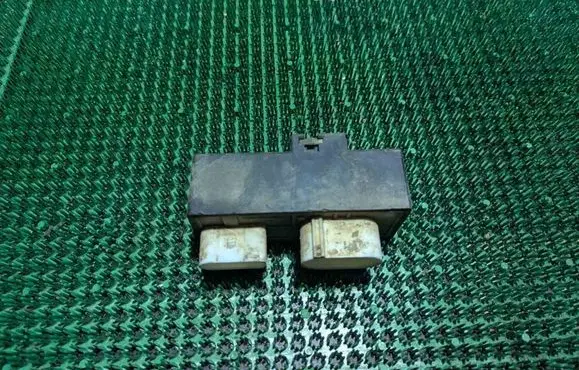 Audi A3 S3 8L Coolant fan relay 1J0919506G 898886000