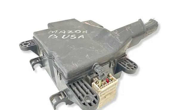 Mazda 626 Fuse module 3128NOA 3128 1697NOA