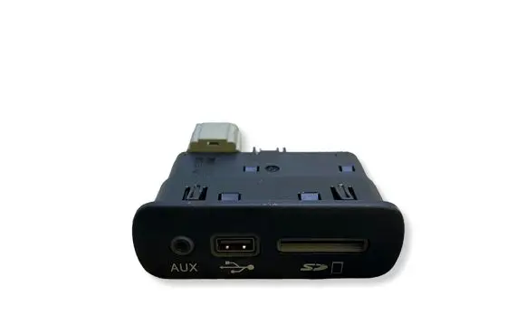 Dodge Charger USB socket connector 68206384AC 33169193 0420161524