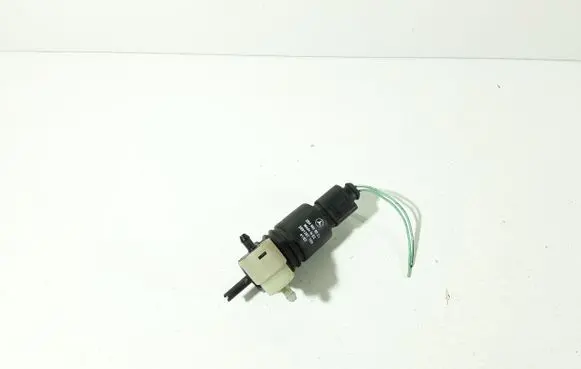 Mitsubishi Colt CZ3 Windscreen/windshield washer pump 2048660221 3091387 42121100