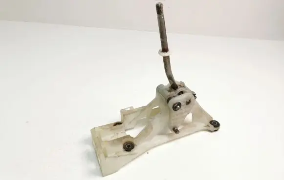 Toyota RAV 4 (XA20) Gear shifter/selector 
