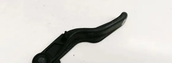 Engine bonnet (hood) release handle