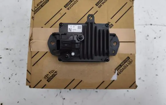Toyota Corolla E210 E21 Distronic sensor radar 8821062020