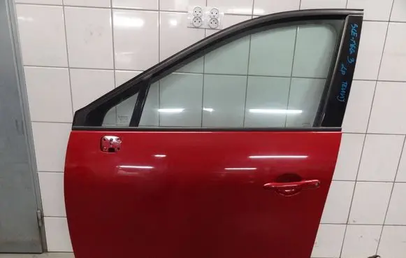 Renault Megane III Front door