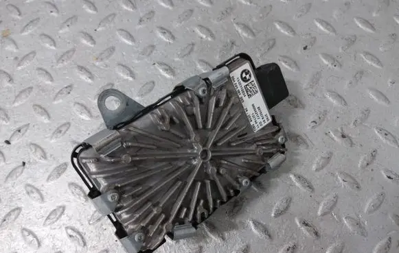 BMW X5 G05 Gearbox-reducer motor 9469023 27609469023