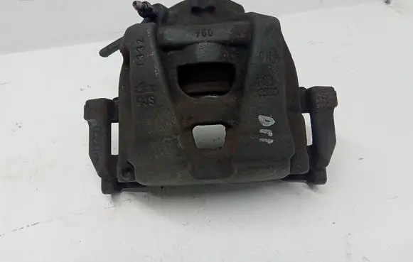Volkswagen Tiguan Front brake caliper