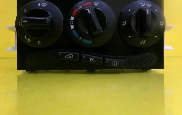 Mercedes-Benz A W168 Climate control unit 1688300485 Q141000