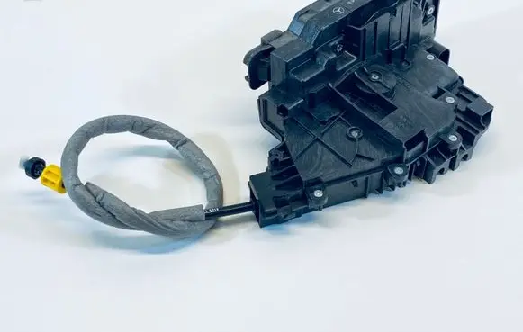 Mercedes-Benz EQC Rear door lock A0997309200 A2220064099