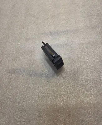 Audi A8 S8 D2 4D Windscreen/window heater switch 4D0941503C
