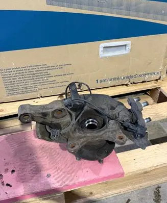 Hyundai Tucson TL Front wheel hub
