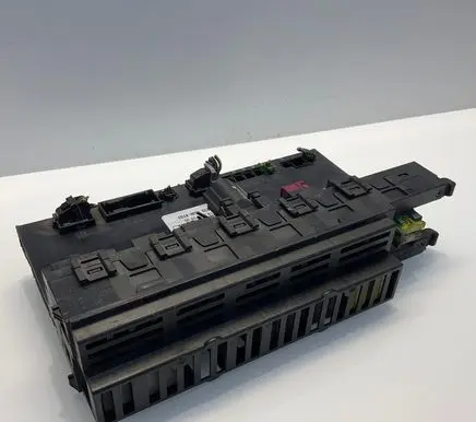 Mercedes-Benz E W211 SAM control unit 2115453401 5DK00804721 A2115453401