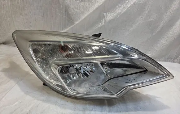 Opel Meriva B Headlight/headlamp 13253632