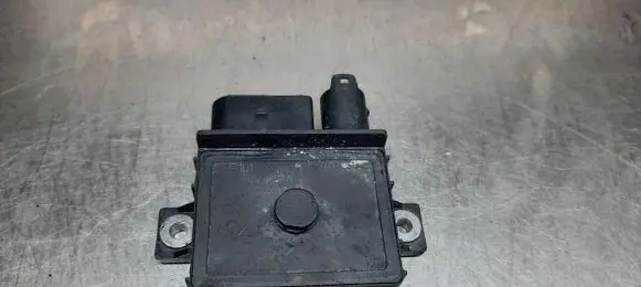 BMW 5 E60 E61 Glow plug pre-heat relay