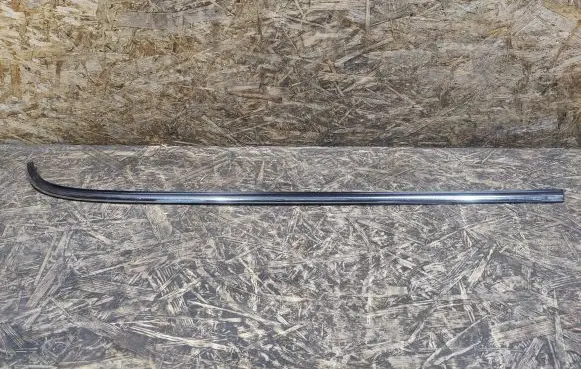Mini One - Cooper R50 - 53 Rear door glass trim molding