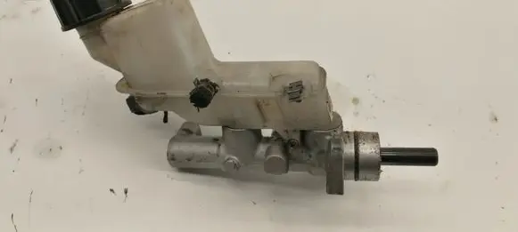 Mazda 6 Master brake cylinder 