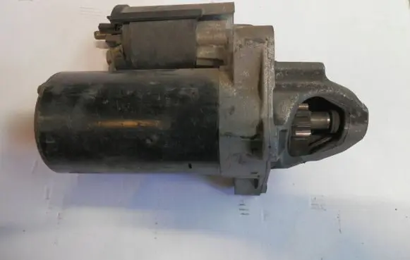 Audi A4 S4 B6 8E 8H Starter motor 078911023D