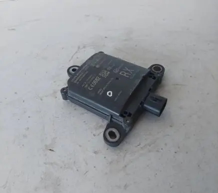 Lexus RX 450H Blind spot module 10R047527 80168 202LSC077