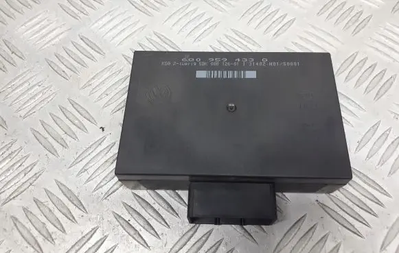 Volkswagen Polo IV 9N3 Central body control module 6Q0959433G