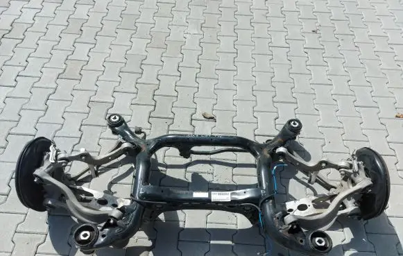 Audi SQ7 Front axle beam 4M0500025