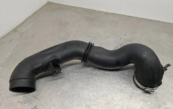 Subaru Forester SH Air intake hose/pipe A12AG05