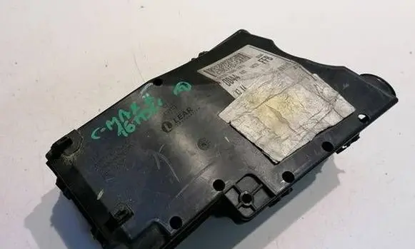 Ford C-MAX II Fuse module 5B0010107 AV6T14A067AC
