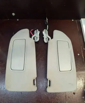 Volvo XC70 Sun visor