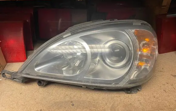 Mercedes-Benz ML W163 Headlight/headlamp 22315500