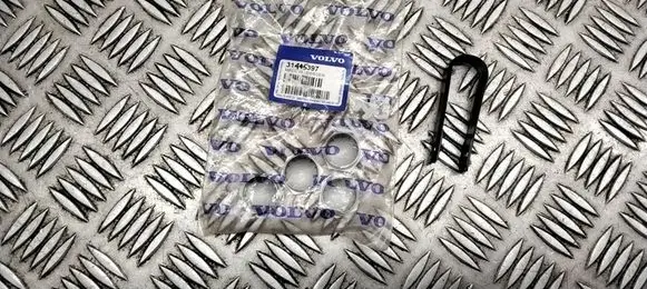Volvo V70 Wheel nut cap/cover 31445397