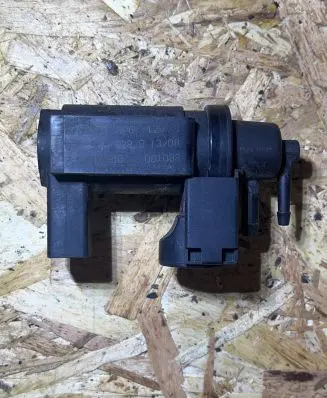 Audi A8 S8 D3 4E Turbo solenoid valve 059906628B 08T088 72101000