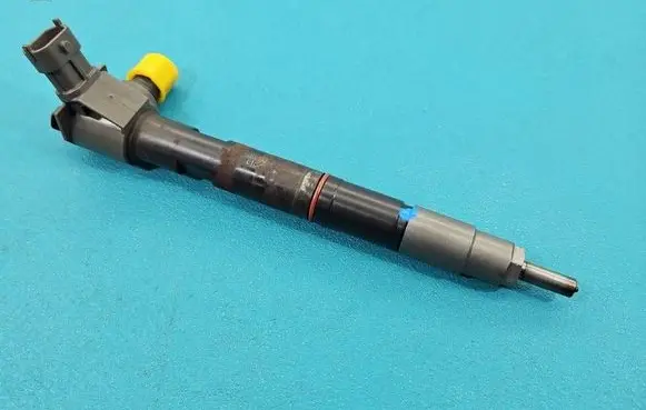 Fuel injector