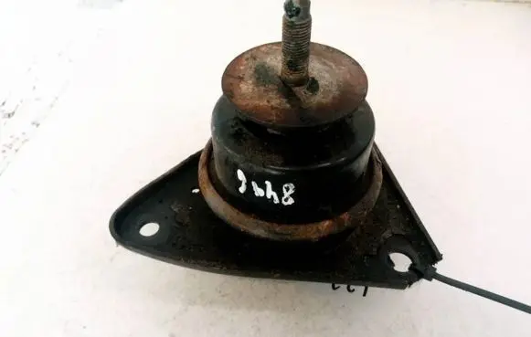 KIA Ceed Engine mount bracket