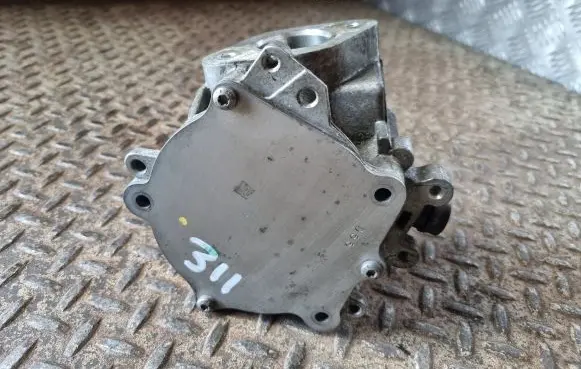Volkswagen Tiguan Allspace Vacuum pump 06K145100BB