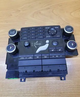 Volvo S80 Climate control unit 30782910 M3213100438 SN60021813