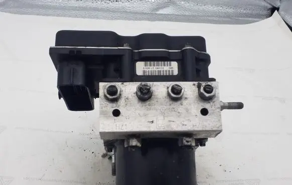 Volkswagen Polo IV 9N3 ABS Pump 6R0614517AD 0265239003 6R0907379R