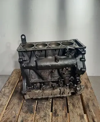Volkswagen PASSAT B6 Engine CAW