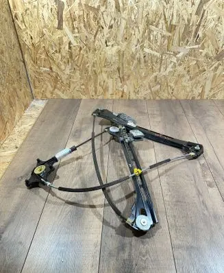 Mercedes-Benz E C207 W207 Front door electric window regulator A2077200146 97747103 281C20