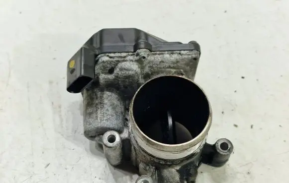 Audi A5 Sportback 8TA Throttle valve 03L128063E