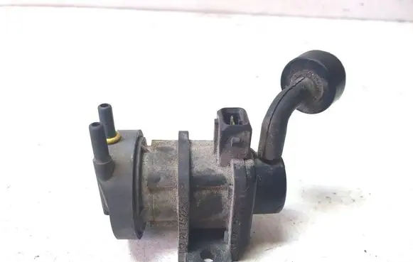 Opel Zafira A Turbo solenoid valve 09128022