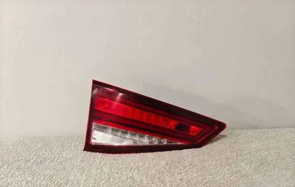 Seat Ateca Tailgate rear/tail lights H0DS1NG