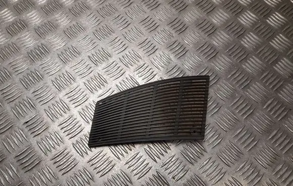 Mercedes-Benz S W126 Subwoofer grill/trim 1266806689