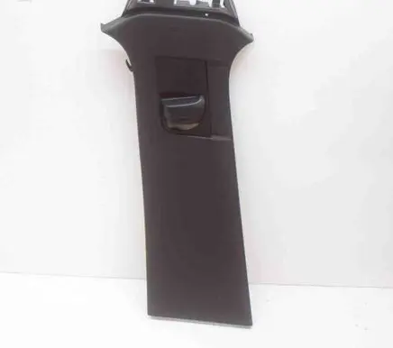 Volvo XC40 (B) pillar trim (bottom) 31457491